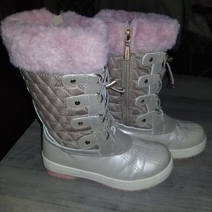 Khombu Girl's winter snow boots size 1 fur lined